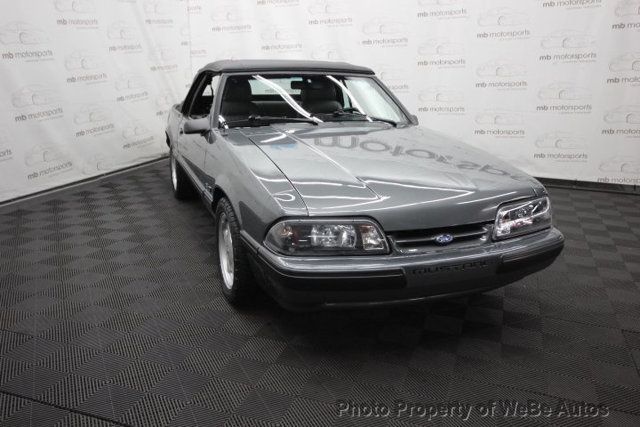 1988 Ford Mustang GT - 22093545 - 7