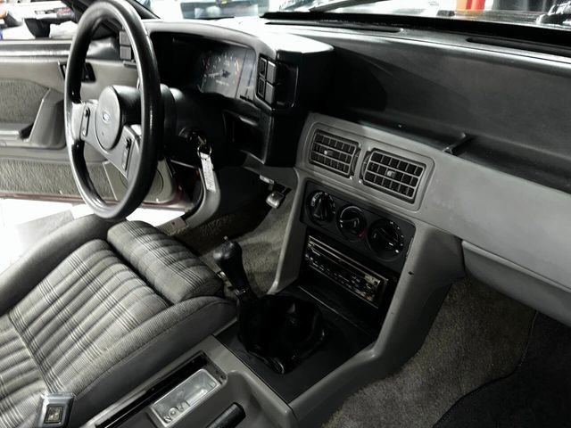 1988 Ford Mustang GT 2dr Hatchback - 22791511 - 32