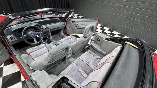 1988 Ford Mustang LX 2dr Convertible - 22987377 - 3