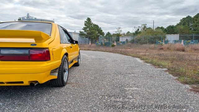 1988 Ford Mustang - Photo 9
