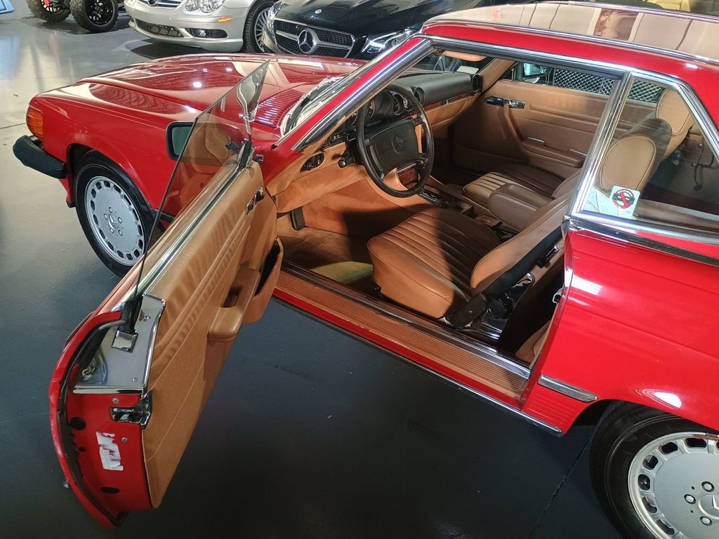 1988 Mercedes-Benz 560 560SL 1 Owner Clean Carfax Florida Car - 22946172 - 4