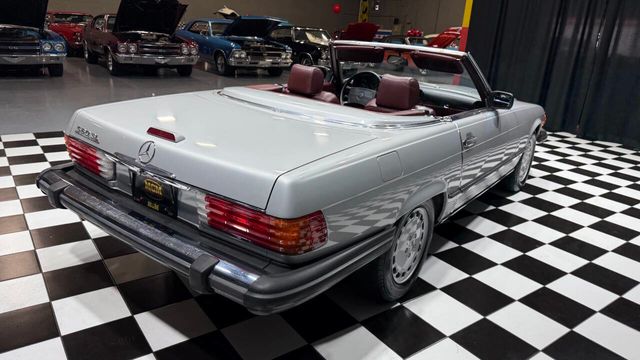 1988 Mercedes-Benz 560 560 SL 2dr Convertible - 22884222 - 11
