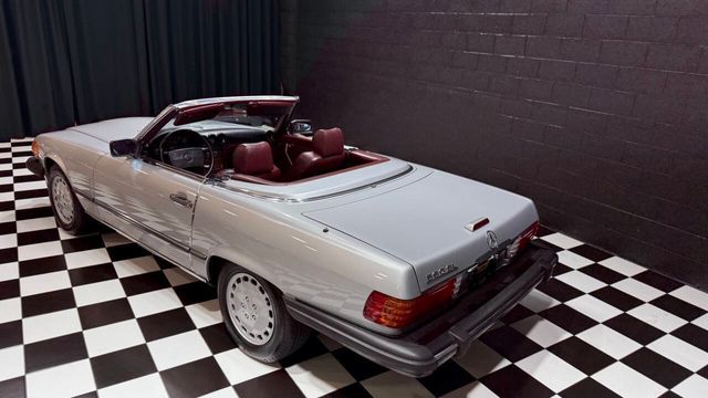 1988 Mercedes-Benz 560 560 SL 2dr Convertible - 22884222 - 16