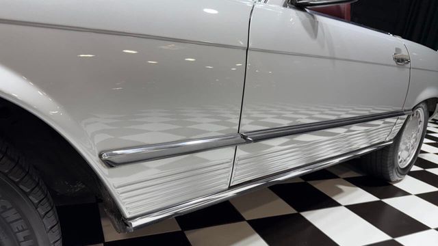 1988 Mercedes-Benz 560 560 SL 2dr Convertible - 22884222 - 19