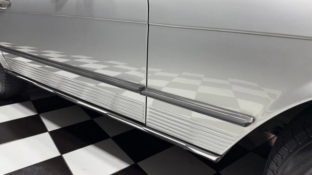 1988 Mercedes-Benz 560 560 SL 2dr Convertible - 22884222 - 31