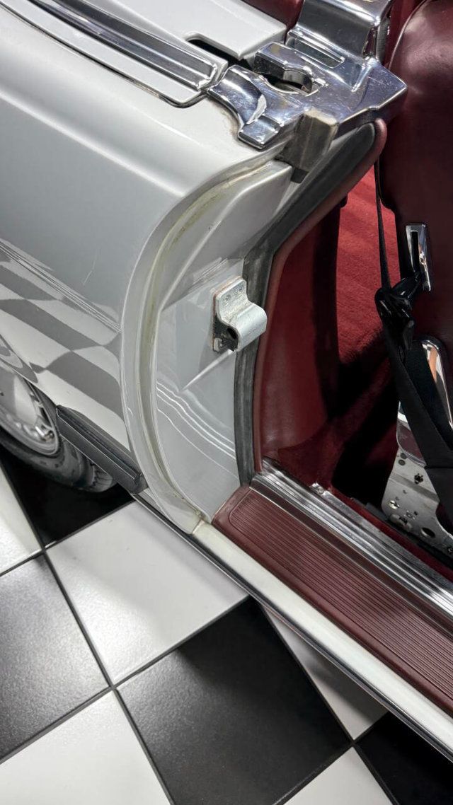 1988 Mercedes-Benz 560 560 SL 2dr Convertible - 22884222 - 79