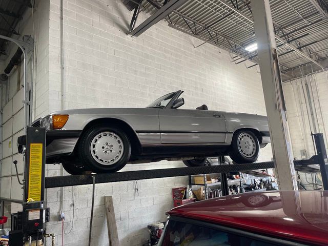 1988 Mercedes-Benz 560 560 SL 2dr Convertible - 22884222 - 97