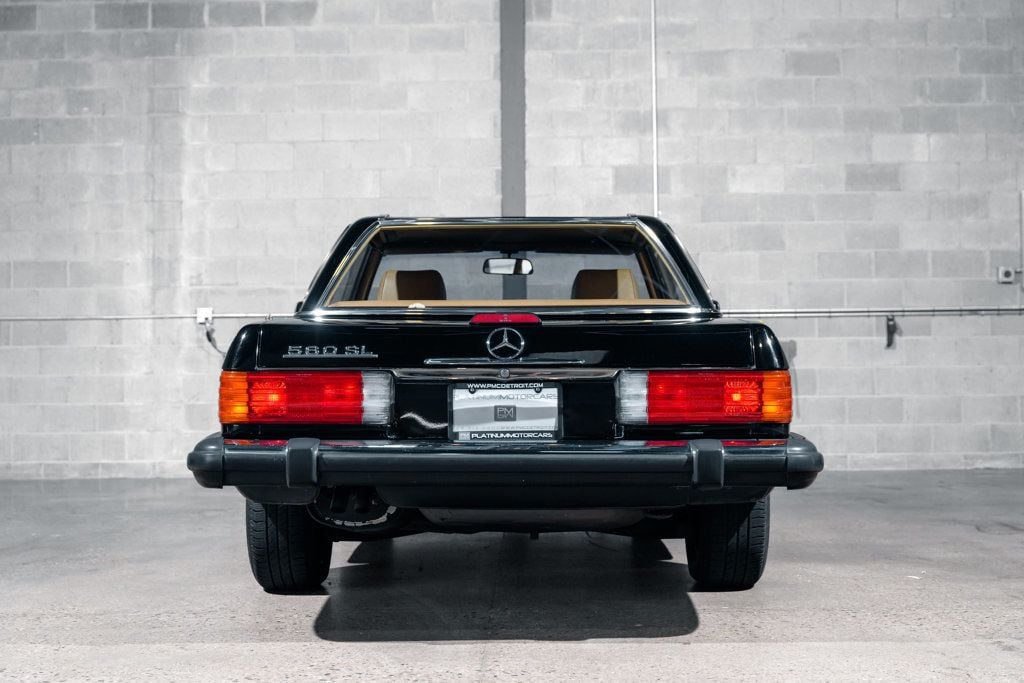 1988 Mercedes Benz 560 photo 4