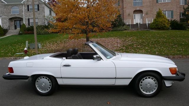 1988 Mercedes-Benz 560 SL - 7930551 - 0