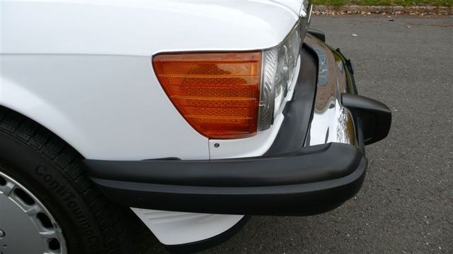 1988 Mercedes-Benz 560 SL - 7930551 - 38