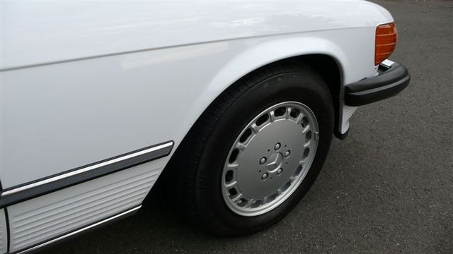 1988 Mercedes-Benz 560 SL - 7930551 - 39