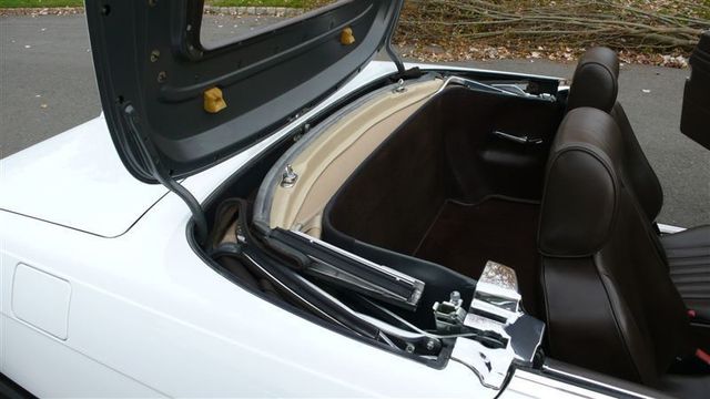 1988 Mercedes-Benz 560 SL - 7930551 - 61