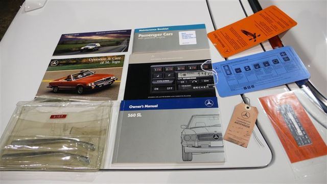 1988 Mercedes-Benz 560 SL - 7930551 - 63