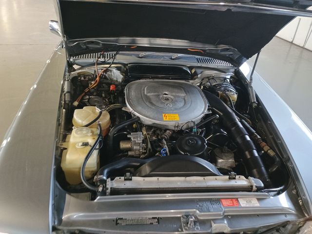 1988 Mercedes-Benz 560 SL Clean Title Florida Car - 23015381 - 22
