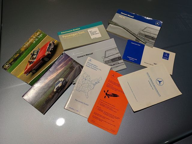 1988 Mercedes-Benz 560 SL Clean Title Florida Car - 23015381 - 28