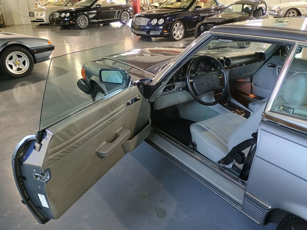 1988 Mercedes-Benz 560 SL Clean Title Florida Car - 23015381 - 58