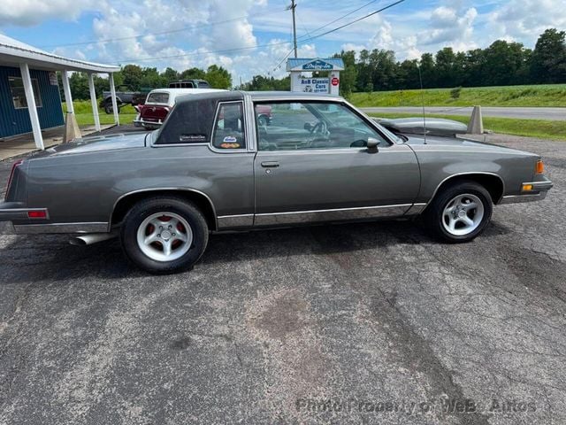 1988 Oldsmobile Cutlass Supreme Classic Brougham 2dr Coupe - 22882755 - 11