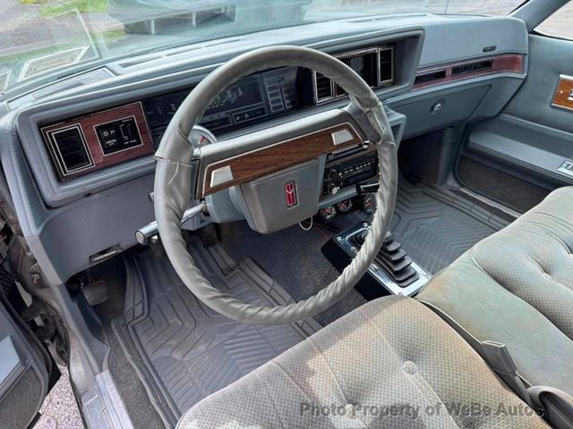 1988 Oldsmobile Cutlass Supreme Classic Brougham 2dr Coupe - 22882755 - 28