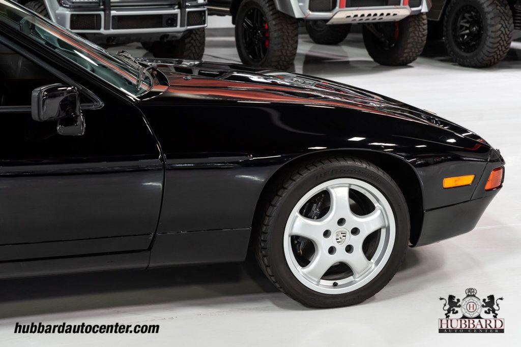 1988 Porsche 928 S4 Mileage is in KM - 22589740 - 17