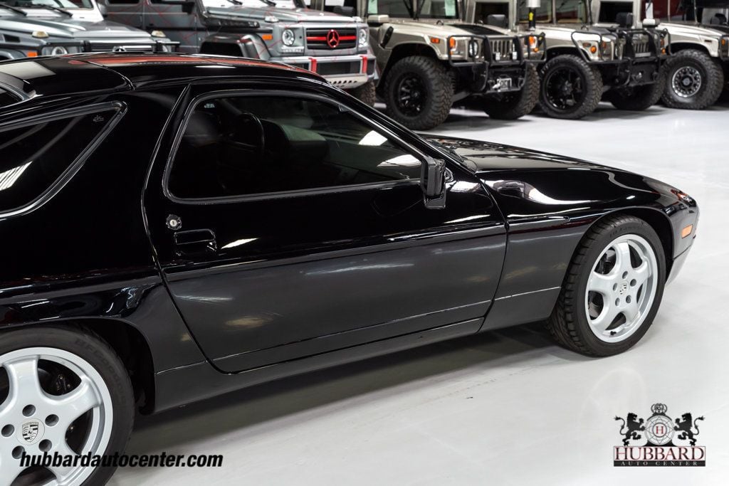 1988 Porsche 928 S4 Mileage is in KM - 22589740 - 23