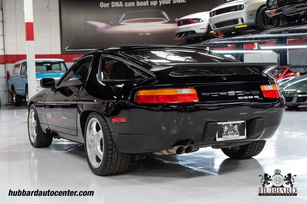 1988 Porsche 928 S4 Mileage is in KM - 22589740 - 31