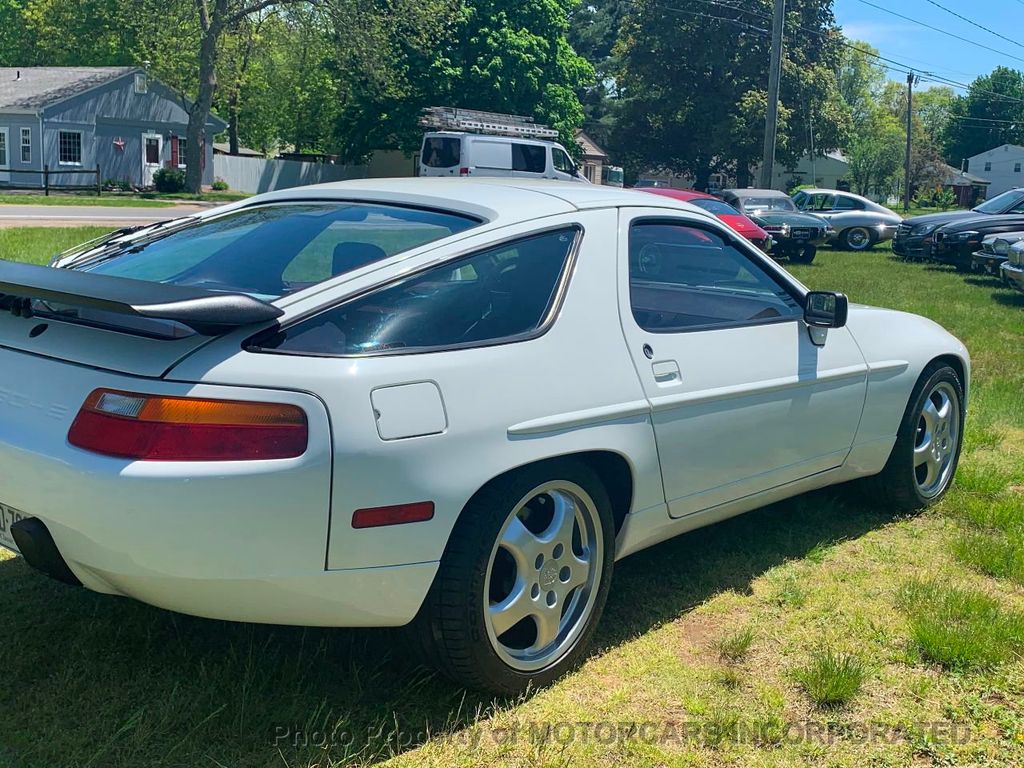 1988 Porsche 928S4 REALLY HARD TO FIND SUPER RARE 5 SPEED MANUAL!! - 18934981 - 4