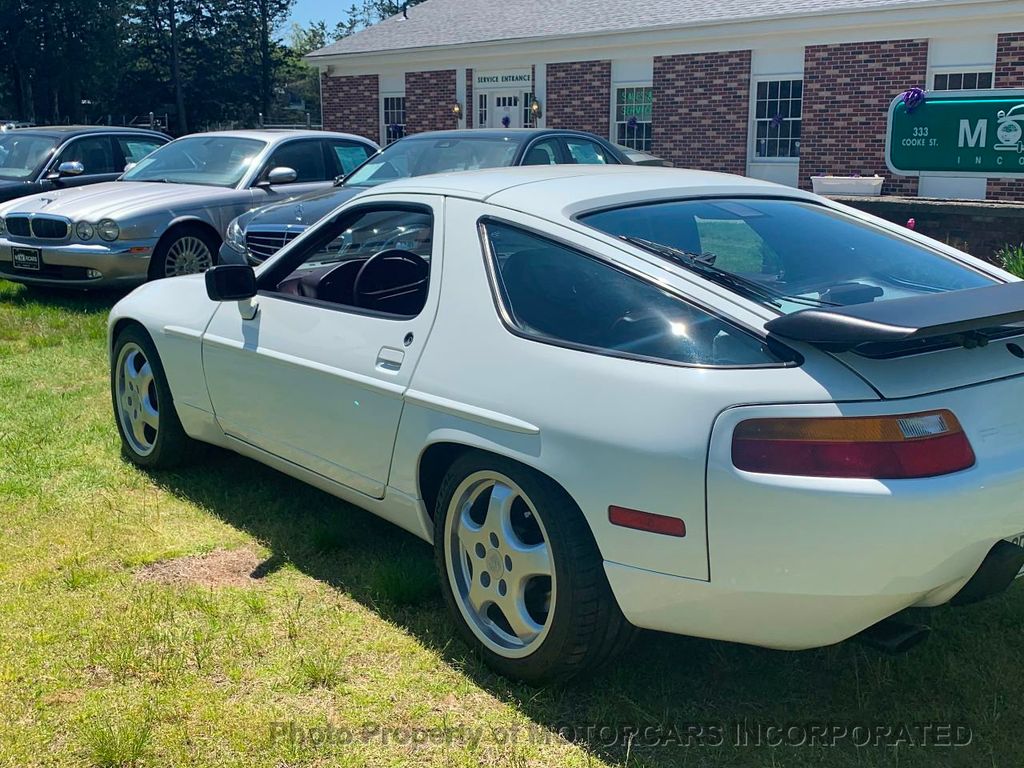 1988 Porsche 928S4 REALLY HARD TO FIND SUPER RARE 5 SPEED MANUAL!! - 18934981 - 5