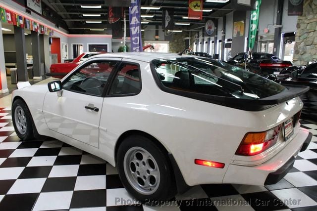 1988 Porsche 944 Base 2D Coupe - 22883186 - 11