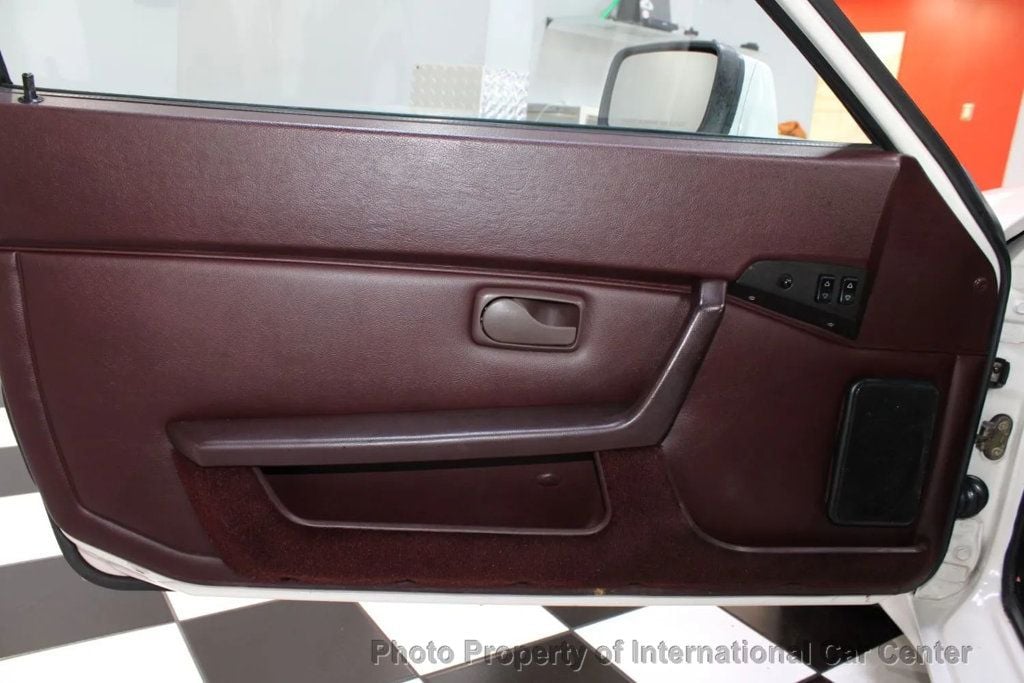 1988 Porsche 944 photo 19