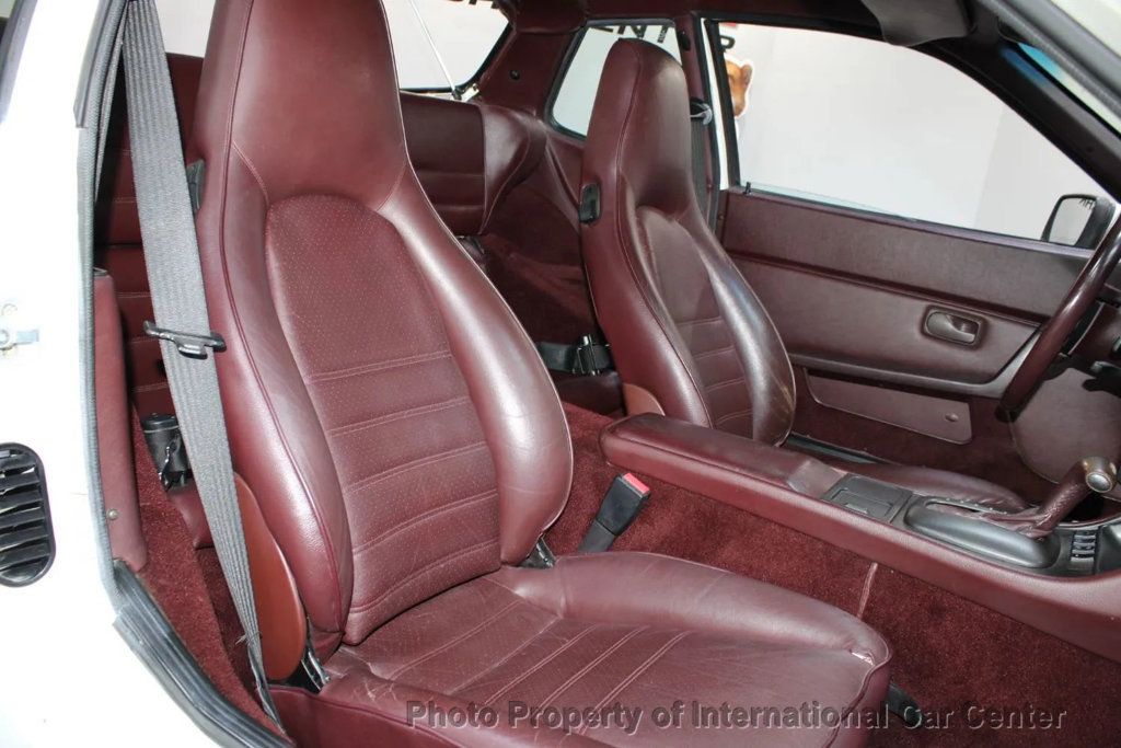 1988 Porsche 944 photo 40