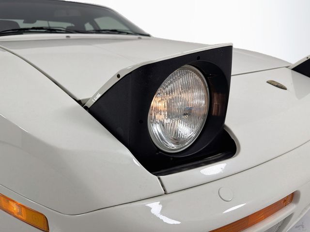 1988 Porsche 944 Base Trim - 23054967 - 11