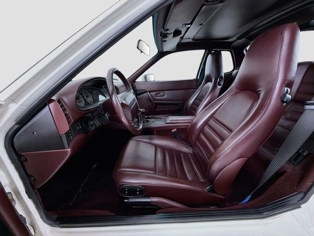 1988 Porsche 944 Base Trim - 23054967 - 4