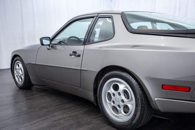 1988 Porsche 944 Base Trim - 22571157 - 27