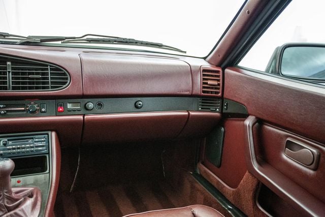 1988 Porsche 944 Base Trim - 22571157 - 4