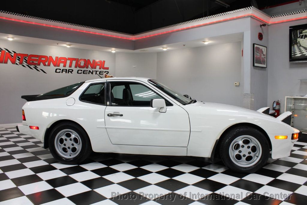 1988 Porsche 944 Clean Carfax - Original low miles!  - 22708370 - 3