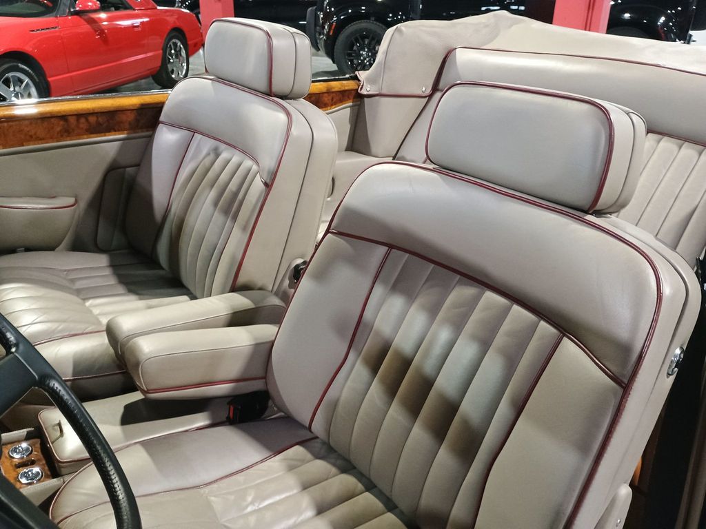 1988 Rolls-Royce Corniche II Mulliner Park Ward Clean Carfax - 23073501 - 20