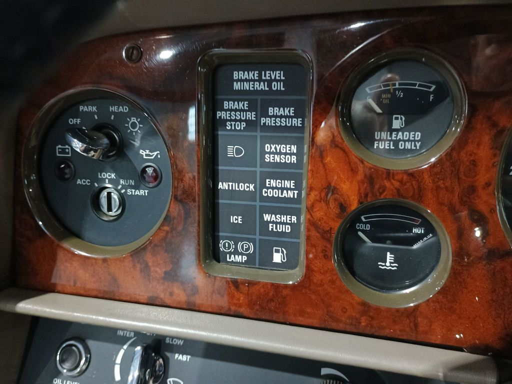 1988 Rolls-Royce Corniche II Mulliner Park Ward Clean Carfax - 23073501 - 26