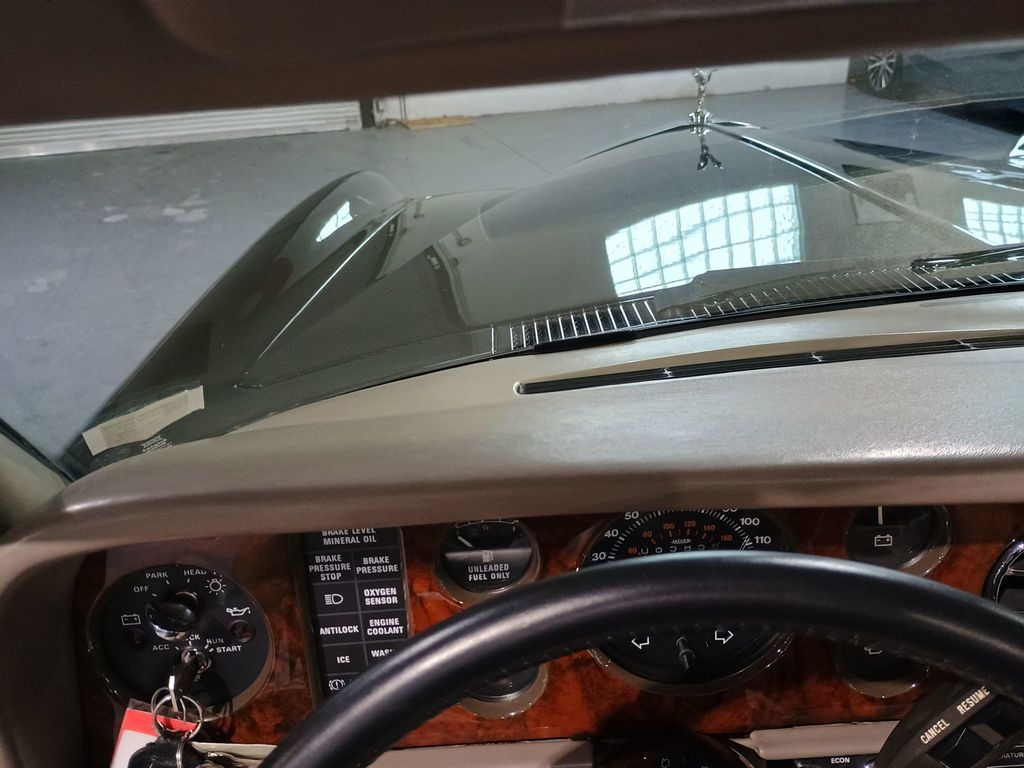 1988 Rolls-Royce Corniche II Mulliner Park Ward Clean Carfax - 23073501 - 32