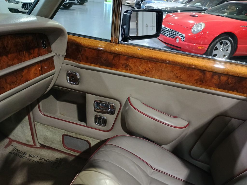 1988 Rolls-Royce Corniche II Mulliner Park Ward Clean Carfax - 23073501 - 35