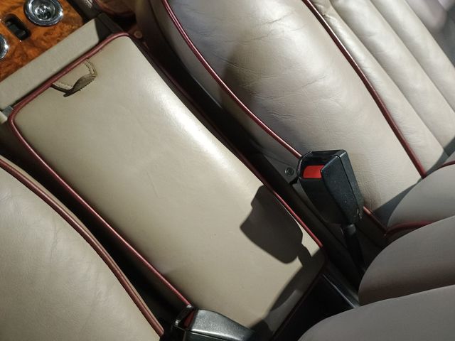 1988 Rolls-Royce Corniche II Mulliner Park Ward Clean Carfax - 23073501 - 40