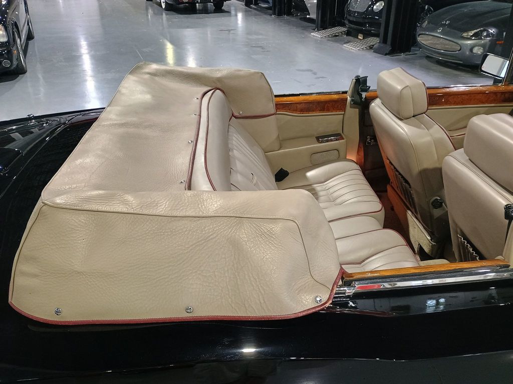 1988 Rolls-Royce Corniche II Mulliner Park Ward Clean Carfax - 23073501 - 45