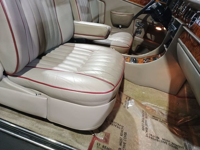 1988 Rolls-Royce Corniche II Mulliner Park Ward Clean Carfax - 23073501 - 51