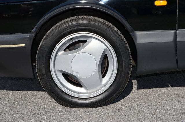 1988 Saab 900T SPRING TIME IN SWEDEN MODEL - 22061479 - 12