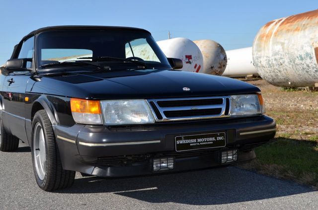 1988 Saab 900T SPRING TIME IN SWEDEN MODEL - 22061479 - 23