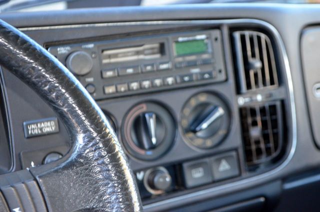 1988 Saab 900T SPRING TIME IN SWEDEN MODEL - 22061479 - 29
