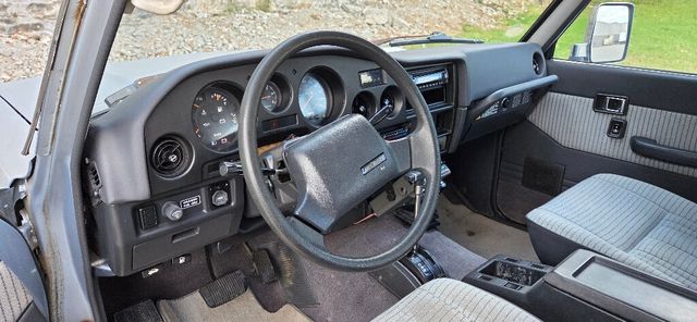1988 Toyota Land Cruiser VERY VERY LOW MILES Restore or Drive RARE CLEAN 615-300-6004 - 22926474 - 26