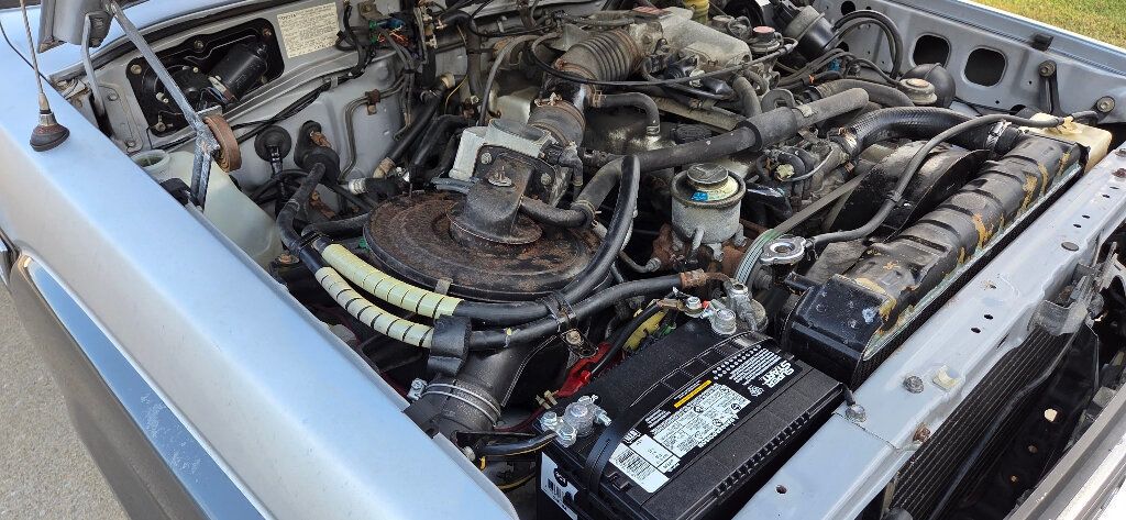 1988 Toyota Land Cruiser VERY VERY LOW MILES Restore or Drive RARE CLEAN 615-300-6004 - 22926474 - 28