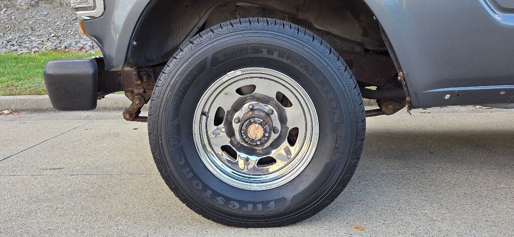 1988 Toyota Land Cruiser VERY VERY LOW MILES Restore or Drive RARE CLEAN 615-300-6004 - 22926474 - 30