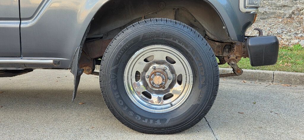 1988 Toyota Land Cruiser VERY VERY LOW MILES Restore or Drive RARE CLEAN 615-300-6004 - 22926474 - 32