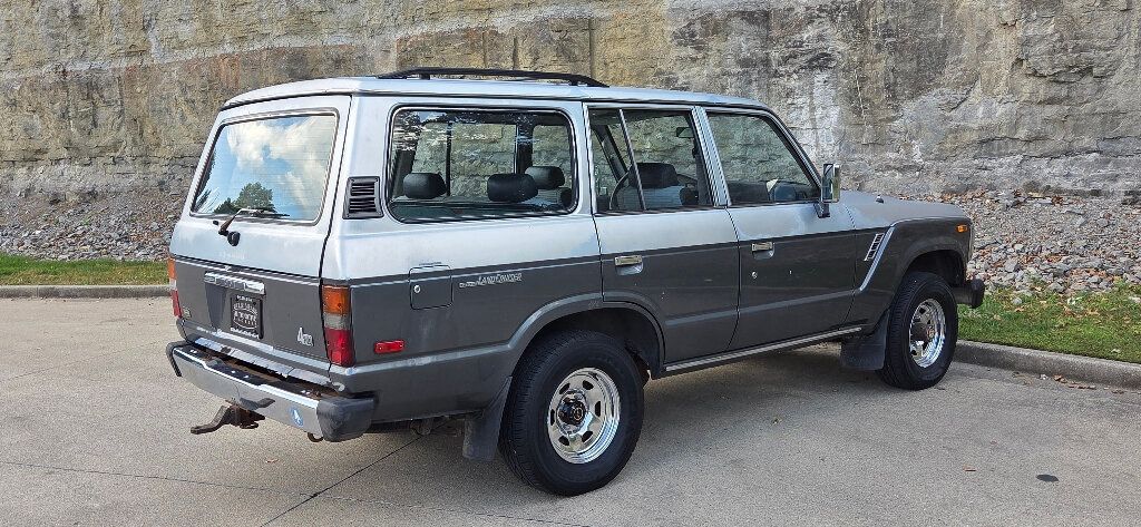 1988 Toyota Land Cruiser VERY VERY LOW MILES Restore or Drive RARE CLEAN 615-300-6004 - 22926474 - 5